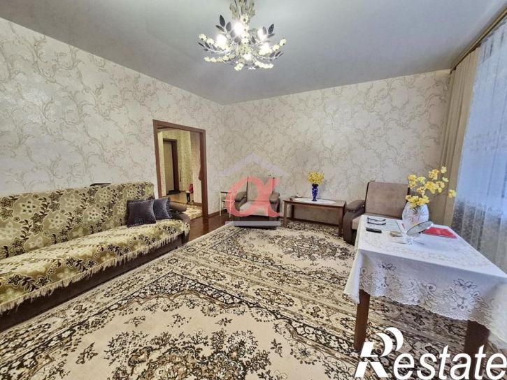 3-комн квартира Красная улица, 4
