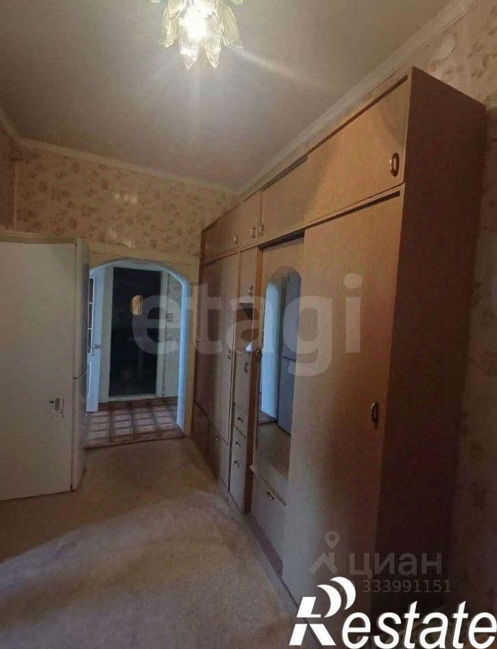 3-комн квартира Базовая улица, 8,  д. 8