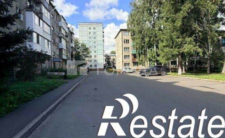 2-комн квартира бульвар Строителей, 26,  д. 26