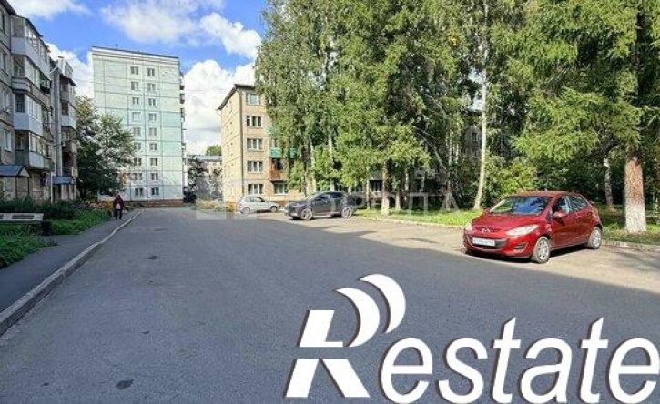 2-комн квартира бульвар Строителей, 26,  д. 26