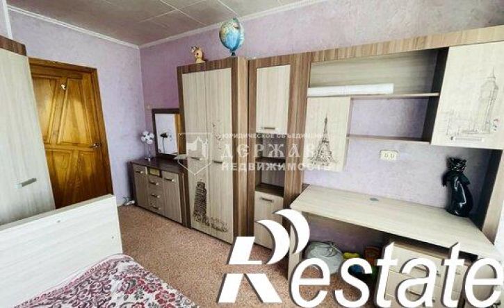 2-комн квартира улица 1-я Линия, 8,  д. 8
