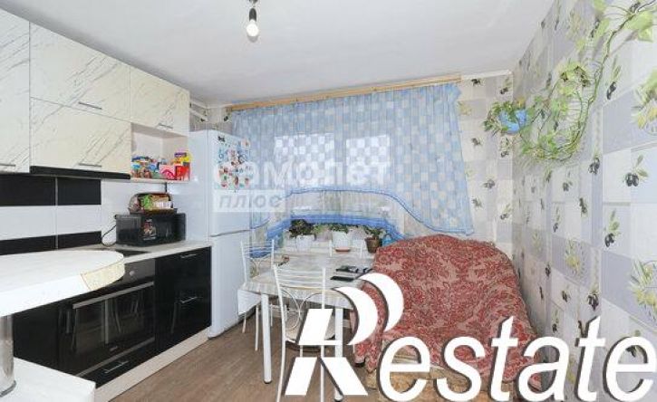 2-комн квартира Космическая улица, 6,  д. 6
