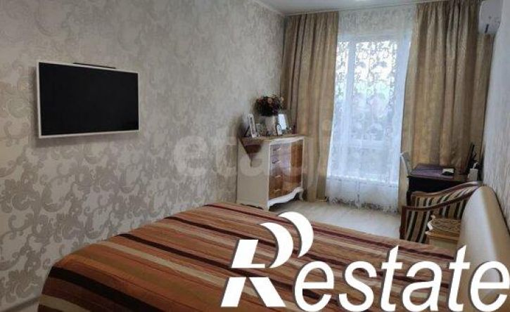 2-комн квартира бульвар Строителей, 25Г,  д. 25Г