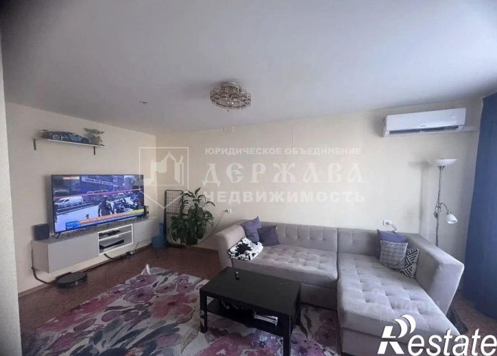 3-комн квартира Космическая улица, 24,  д. 24