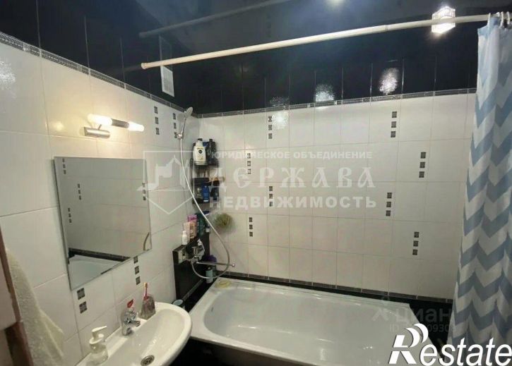 3-комн квартира Космическая улица, 24,  д. 24