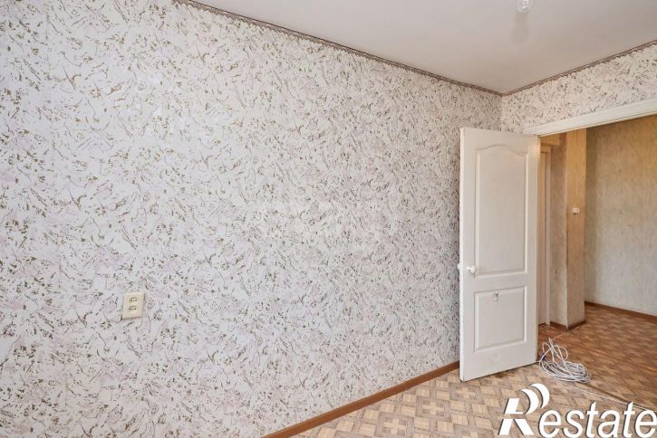 2-комн квартира Строительная улица, 8,  д. 8