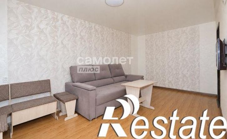 3-комн квартира улица Халтурина, 45,  д. 45