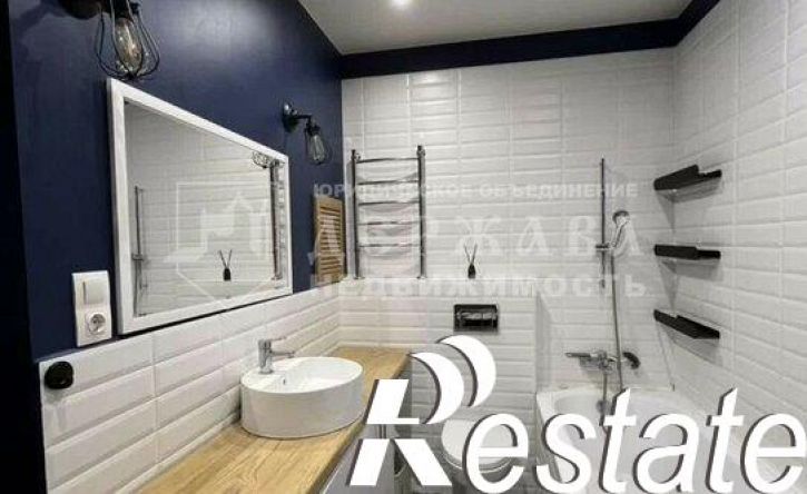 3-комн квартира Московский проспект, 18 к1,  д. 18 к1