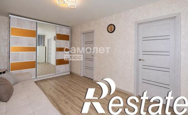 4-комн квартира бульвар Строителей, 26А,  д. 26А