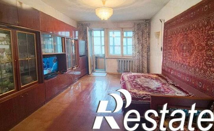 2-комн квартира Спортивная улица, 24,  д. 24