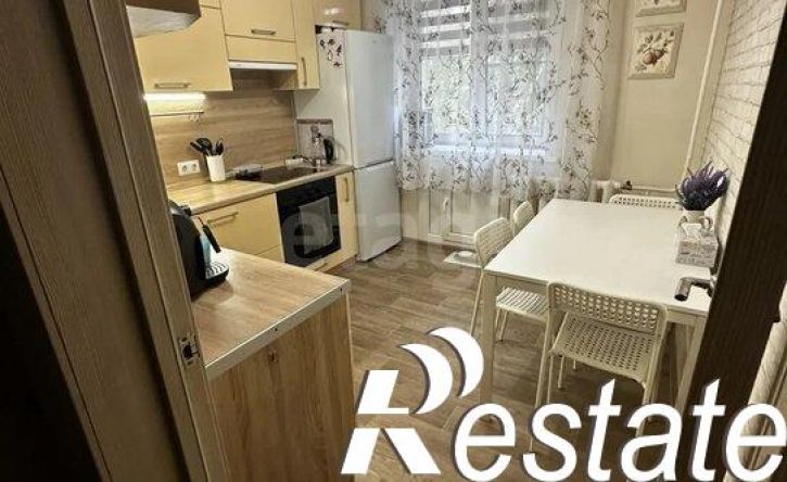 3-комн квартира Строительная улица, 6А,  д. 6А