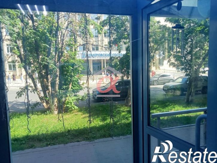 Торговое помещение Красная улица, 5