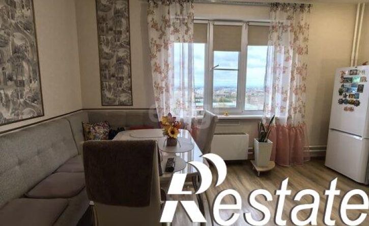 2-комн квартира улица Веры Волошиной, 32,  д. 32