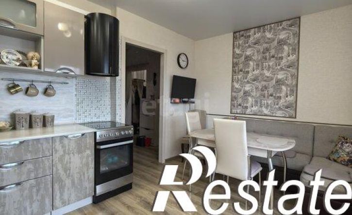 2-комн квартира улица Веры Волошиной, 32,  д. 32