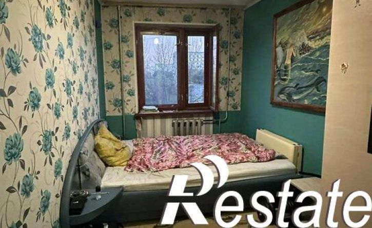 4-комн квартира бульвар Строителей, 44А,  д. 44А