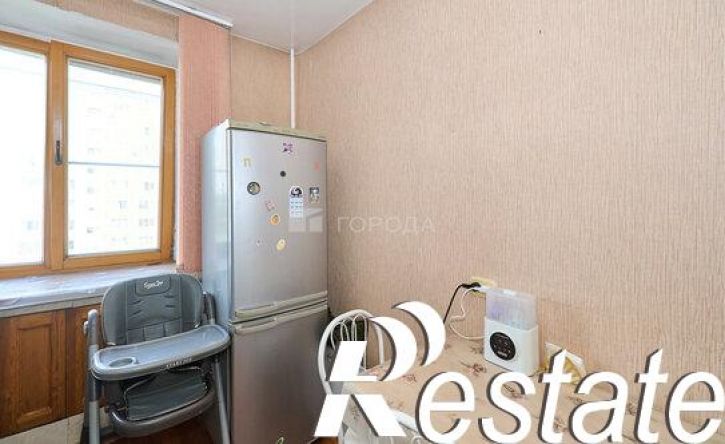 4-комн квартира улица Попова, 5А,  д. 5А