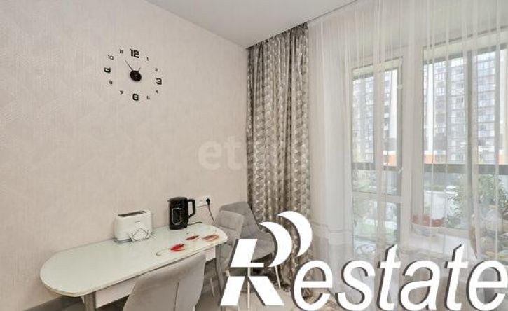 3-комн квартира бульвар Строителей, 60 к5,  д. 60 к5