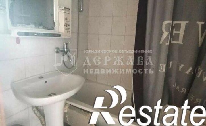 3-комн квартира Институтская улица, 12А,  д. 12А