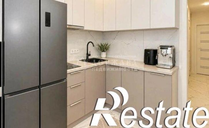 3-комн квартира бульвар Строителей, 60 к5,  д. 60 к5