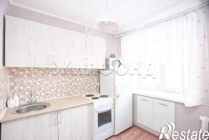 1-комн квартира Инициативная улица, д.38