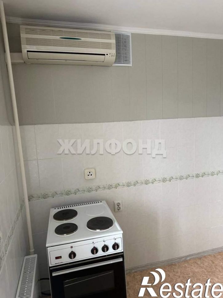 1-комн квартира Сибиряков-Гвардейцев улица, д.18а