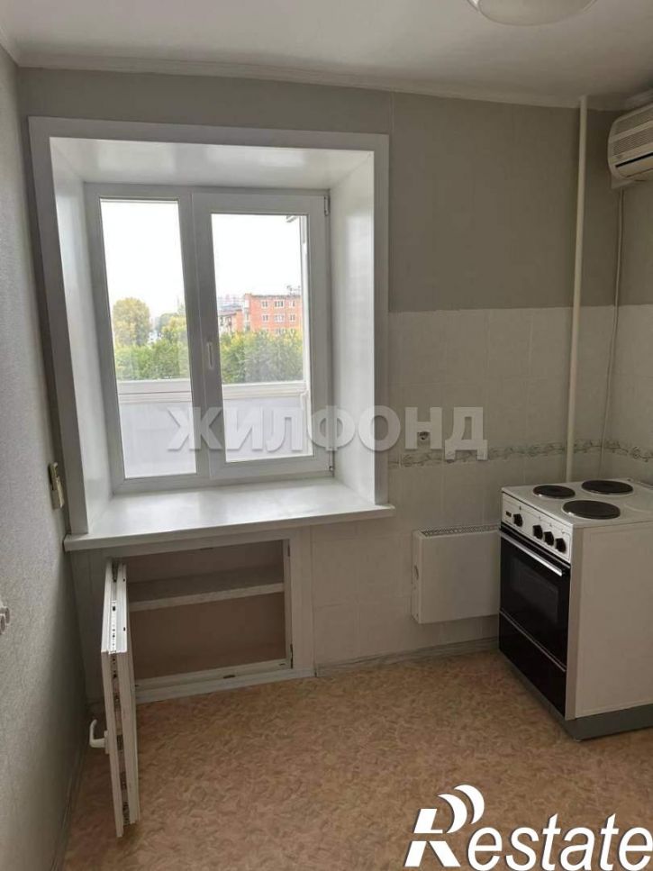 1-комн квартира Сибиряков-Гвардейцев улица, д.18а