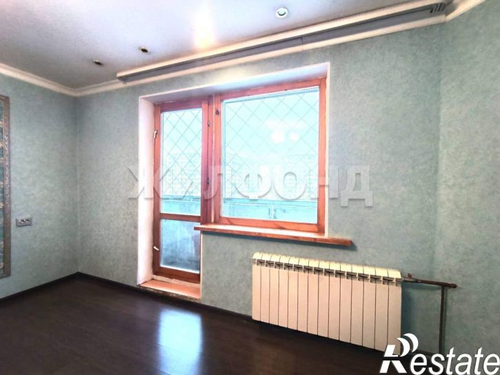 3-комн квартира Молодежный проспект, д.15