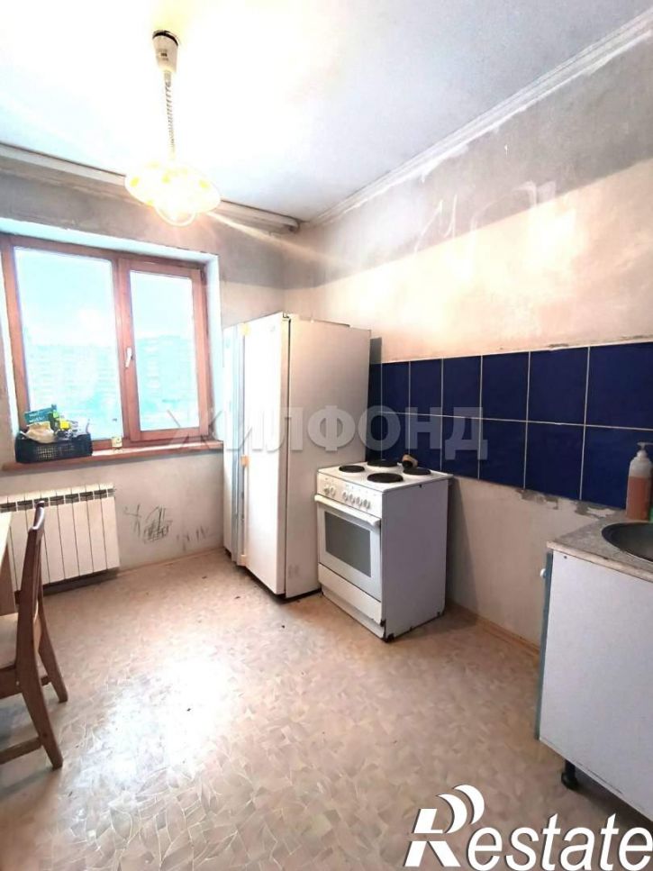 3-комн квартира Молодежный проспект, д.15