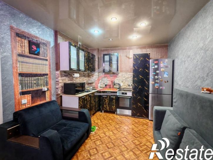 2-комн квартира Попова улица, 5