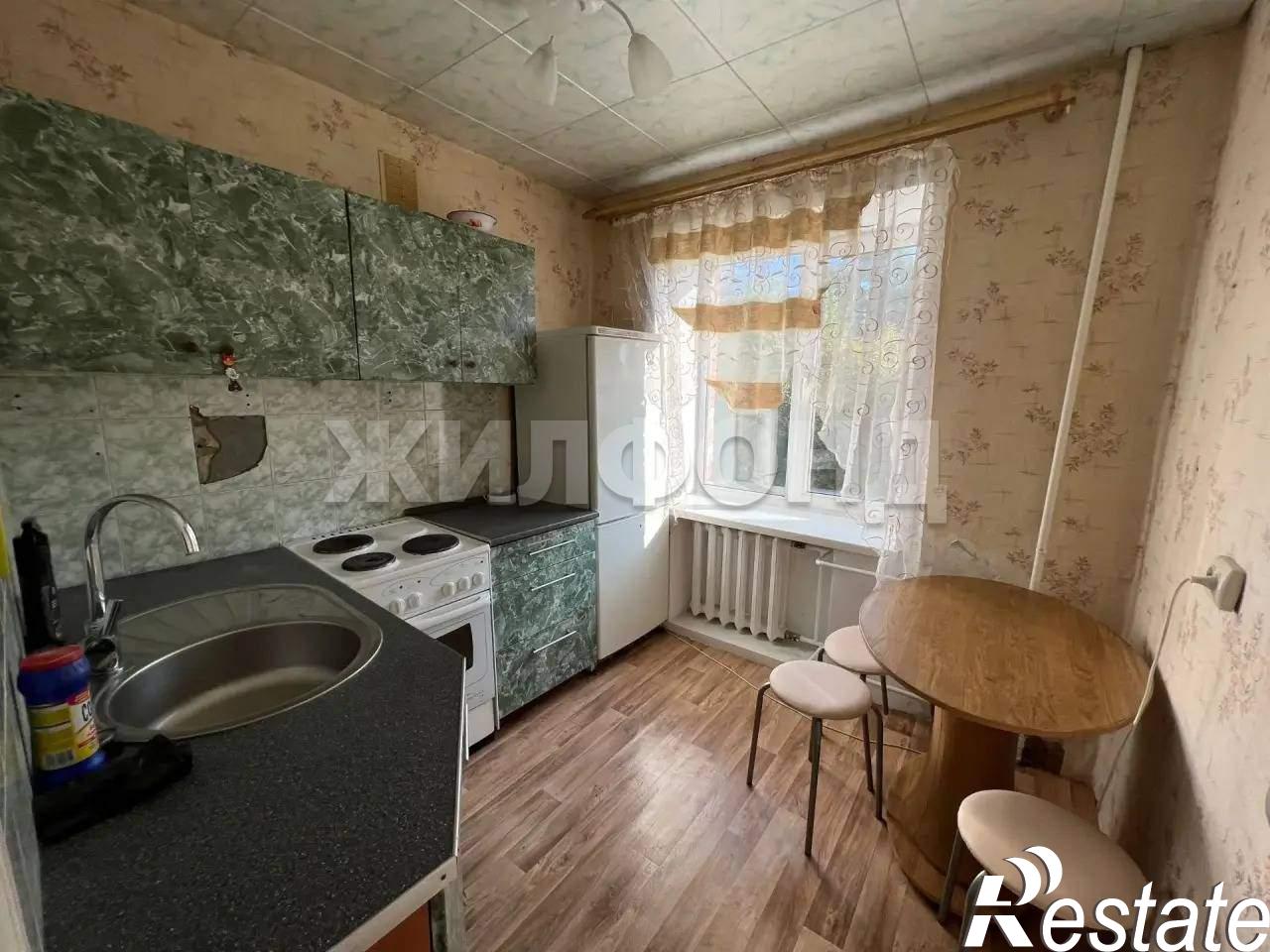 Купить квартиру за 3 750 000 рублей на Шахтеров проспект, д.45