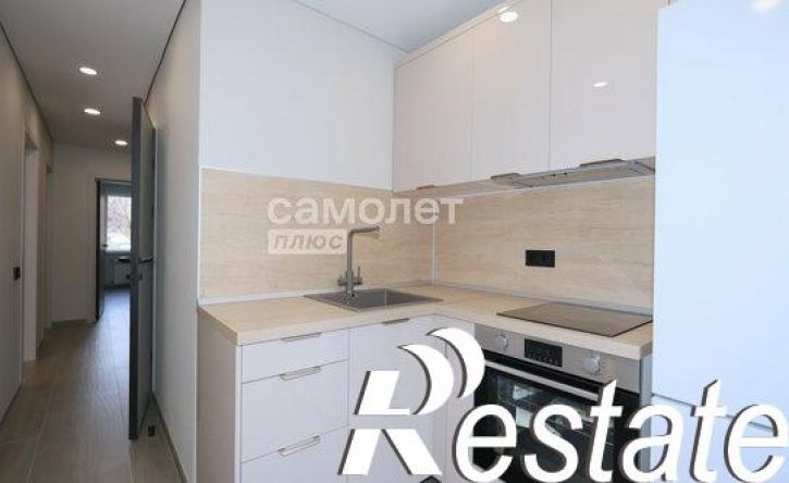 3-комн квартира бульвар Строителей, 22,  д. 22
