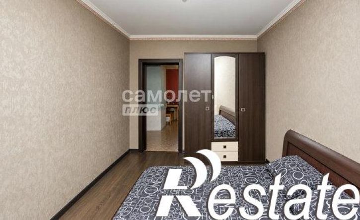 3-комн квартира Молодёжный проспект, 15,  д. 15