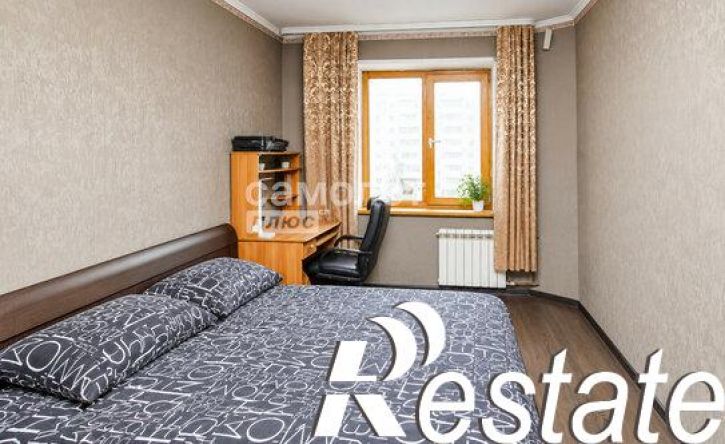 3-комн квартира Молодёжный проспект, 15,  д. 15