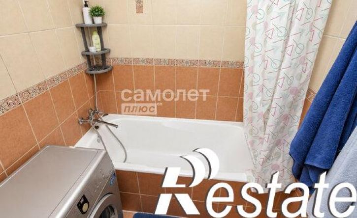 3-комн квартира Молодёжный проспект, 15,  д. 15