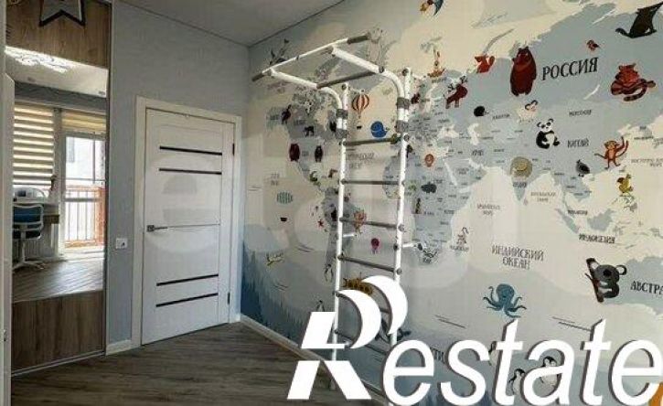 3-комн квартира улица Веры Волошиной, 38Б,  д. 38Б
