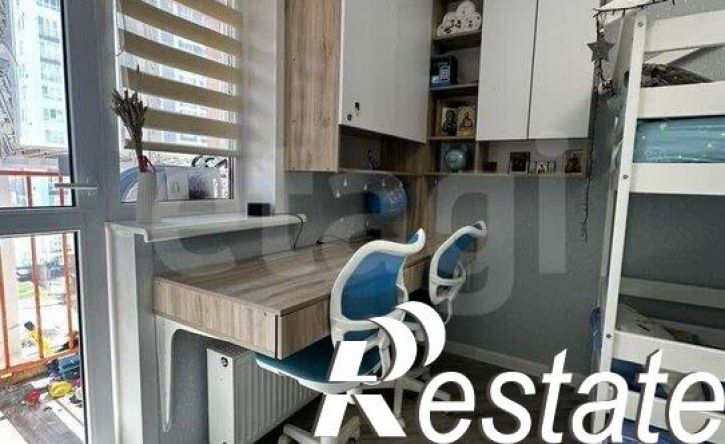 3-комн квартира улица Веры Волошиной, 38Б,  д. 38Б