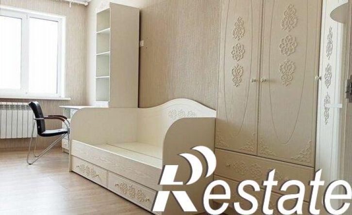 4-комн квартира проспект Шахтёров, 62А,  д. 62А