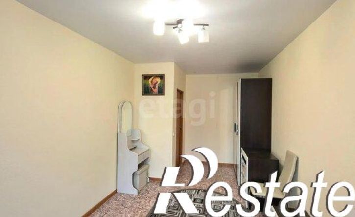 2-комн квартира улица Нахимова, 262,  д. 262