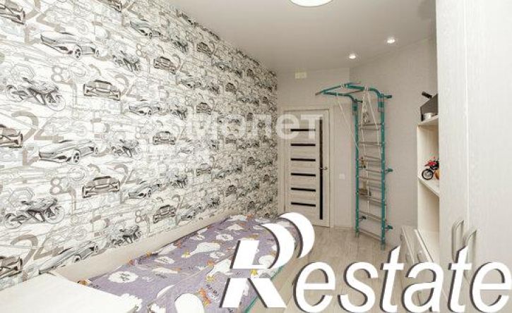 3-комн квартира улица Дружбы, 30,  д. 30