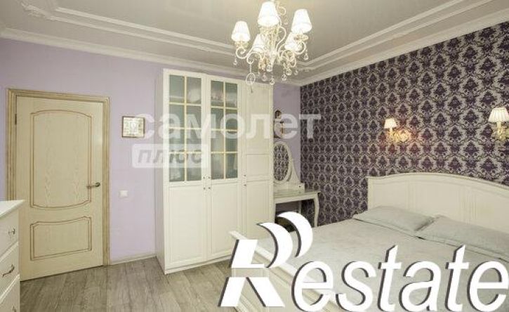 3-комн квартира улица Гагарина, 52,  д. 52