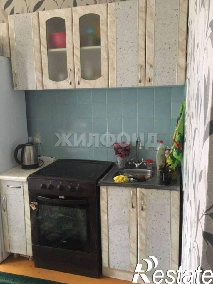 1-комн квартира Шахтеров проспект, д.75